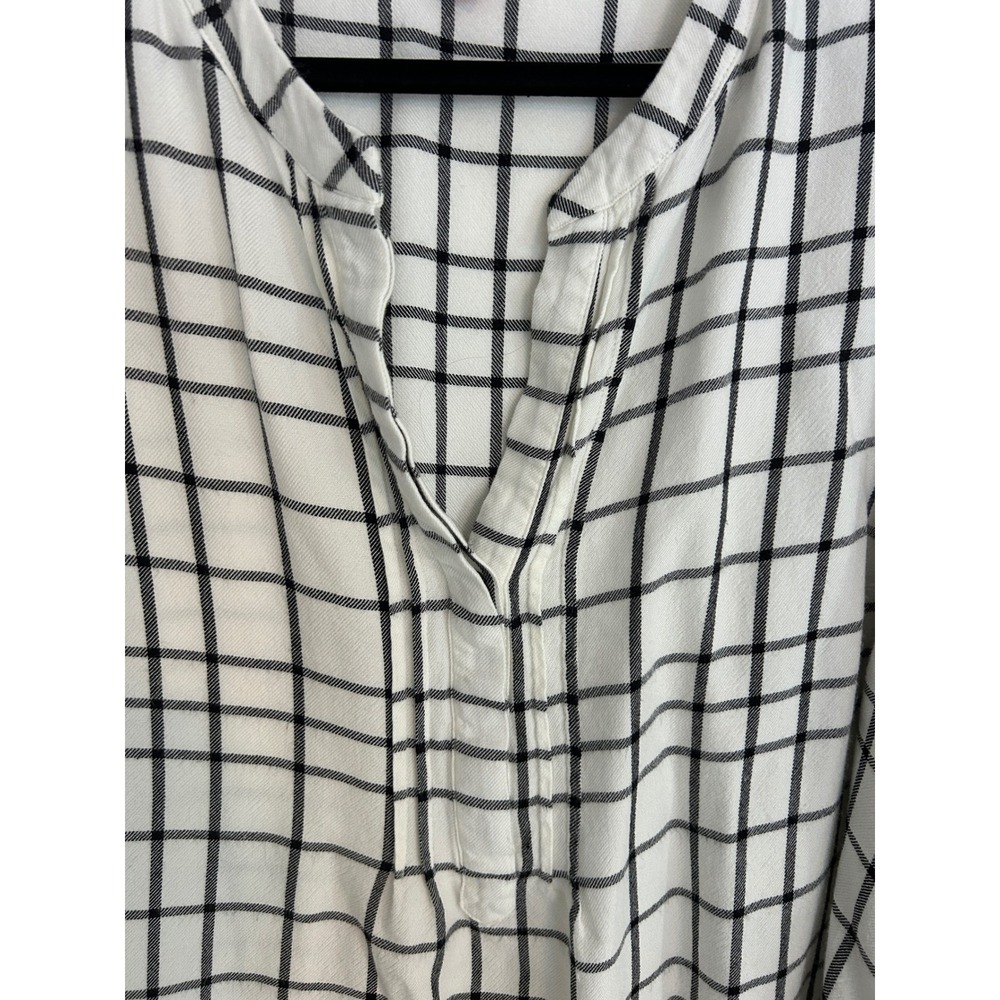 Vince Camuto Women 2X White Black Windowpane Plaid Ruffle Sleeve Blouse Top - Picture 3 of 8